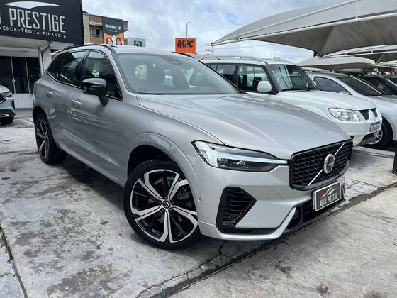 VOLVO XC60 2.0 T8 RECHARGE ULTIMATE DARK AWD GEARTRONIC